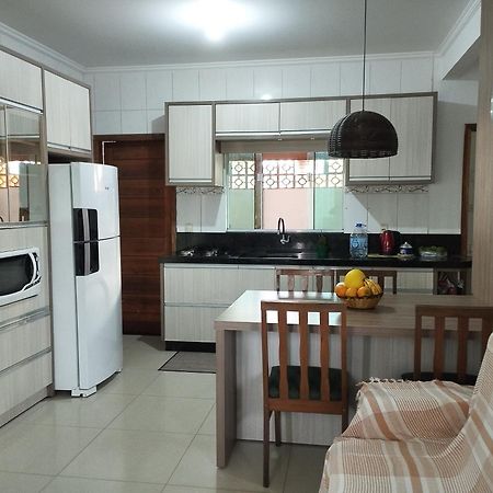 Sobrado Em Penha - Scヴィラ エクステリア 写真